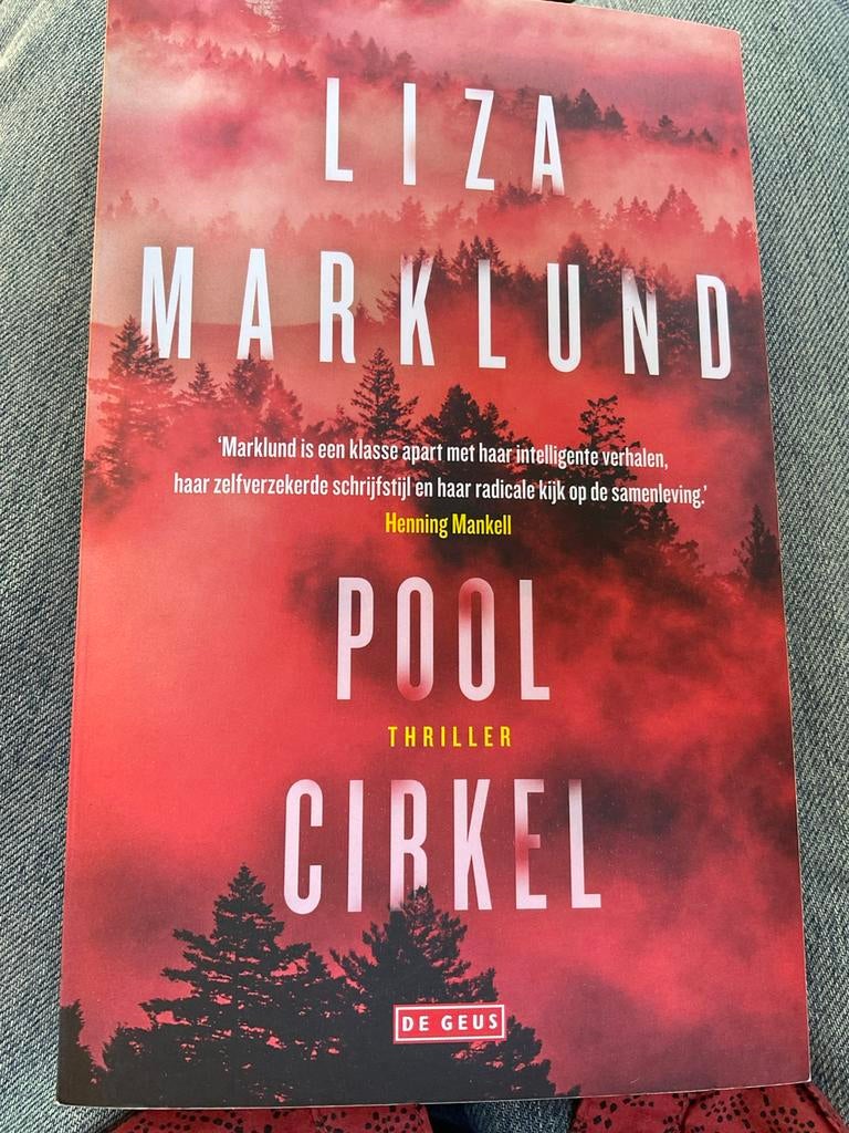 Liza Marklund - Poolcirkel, Boeken, Ophalen of Verzenden, Zo goed als nieuw, Liza Marklund