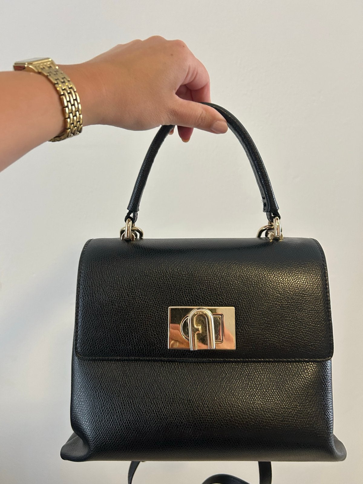 Furla Metropolis Top Handle Tas Zwart, Ophalen, Zo goed als nieuw, Zwart, Handtas