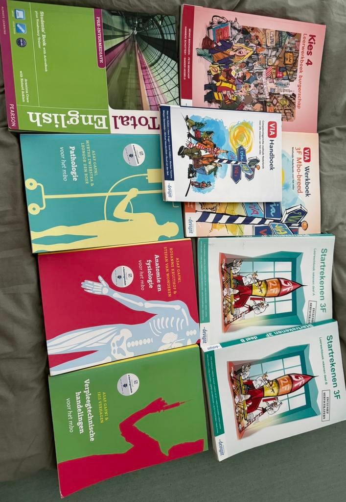 Doktersassistente boeken, Ophalen of Verzenden, Zo goed als nieuw