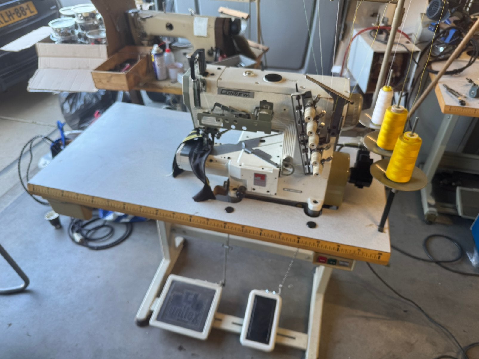 Industriele naaimachine coverlock onderdek bovendek, Overige merken, Consew, Gebruikt, Consew