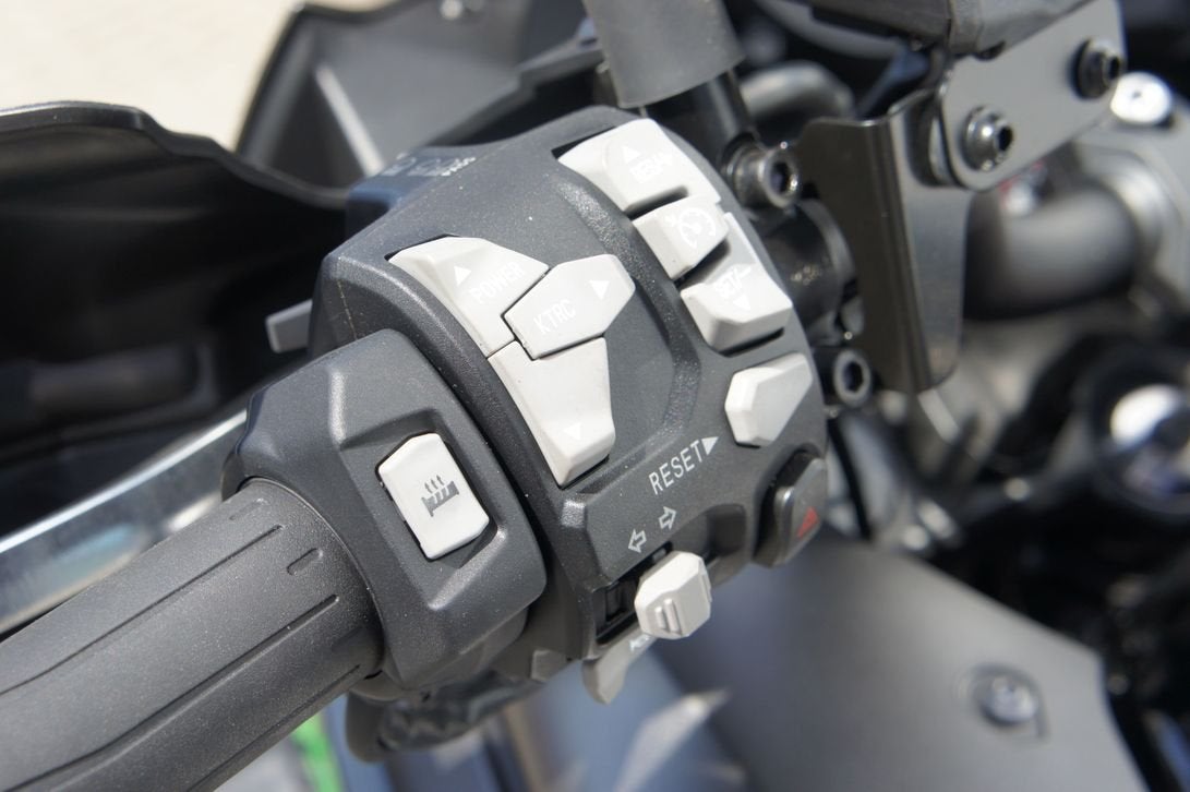 KAWASAKI VERSYS 1100 (bj 2026) 269 km, 1099 cc, 4 cilinders, Motorrijbewijs A, Bedrijf