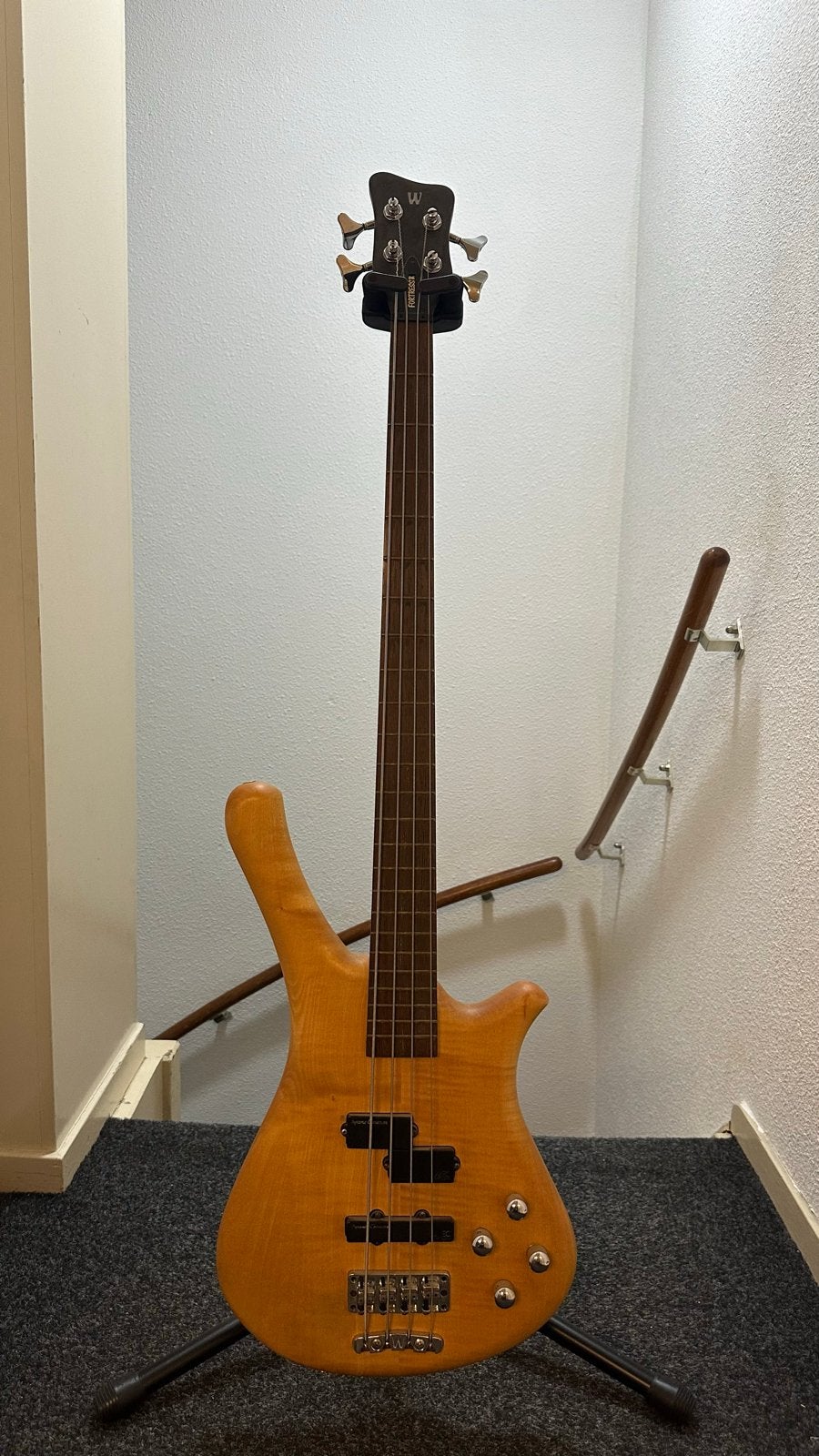 Warwick Fortress One  Basgitaar, Ophalen, Gebruikt, Elektrisch, Fretloos