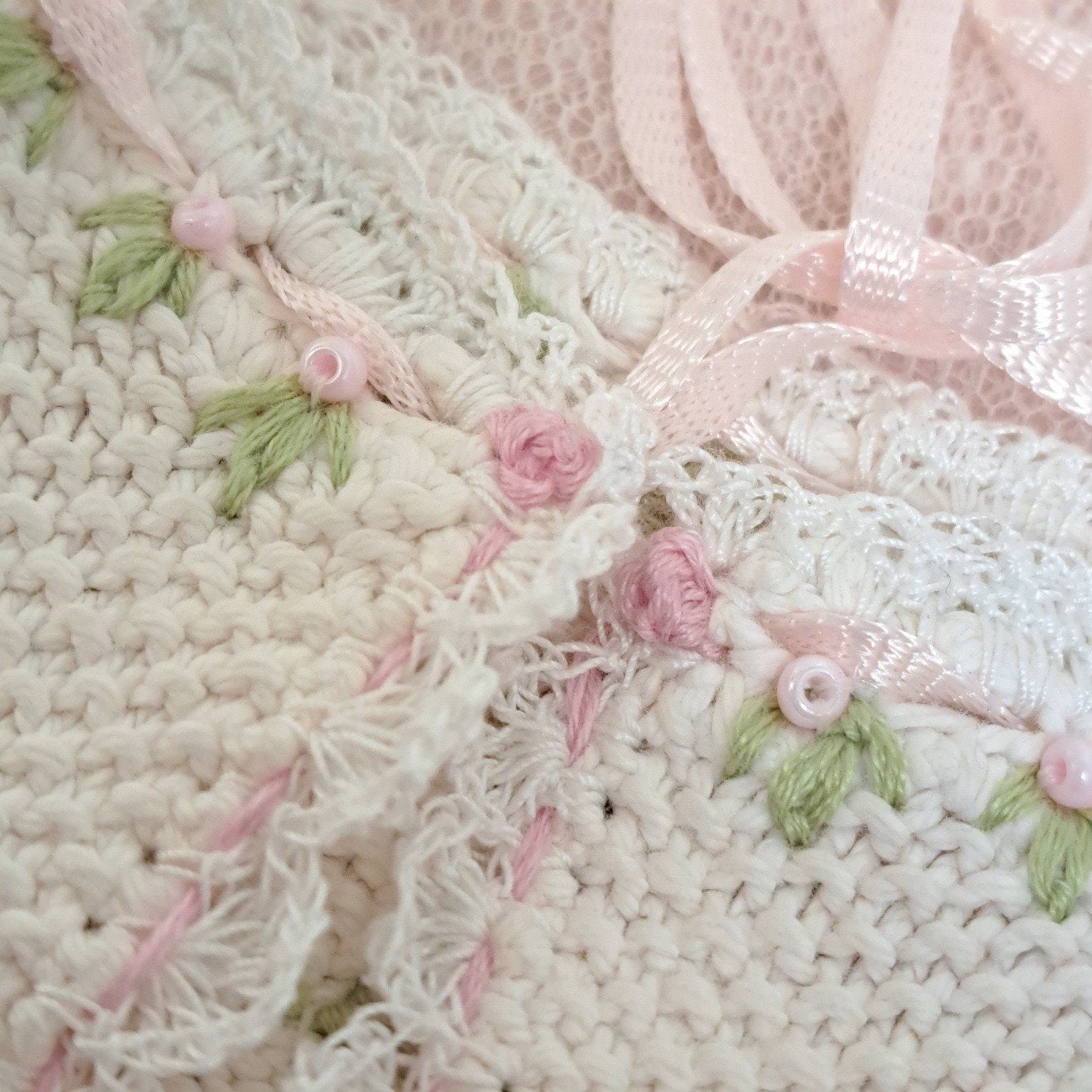 Brocante Vintage katoen Baby hemdje  met Lint Kant Kraaltjes, Ophalen of Verzenden