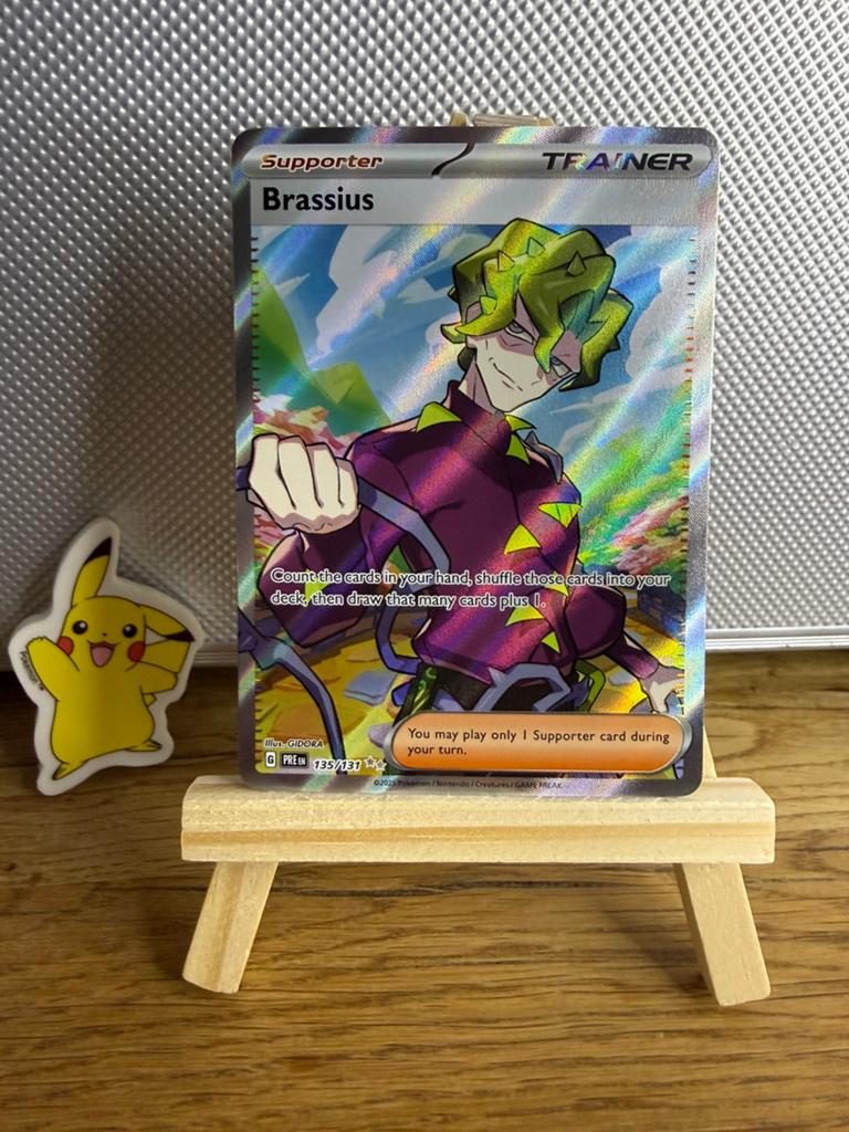 Brassius #135/131 Sv: Prismatic Evolutions Holo, Ophalen of Verzenden, Nieuw