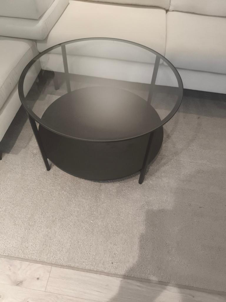 Ronde salontafel met glazen blad en gebruikssporen, Ophalen, Gebruikt, 50 tot 100 cm, Rond