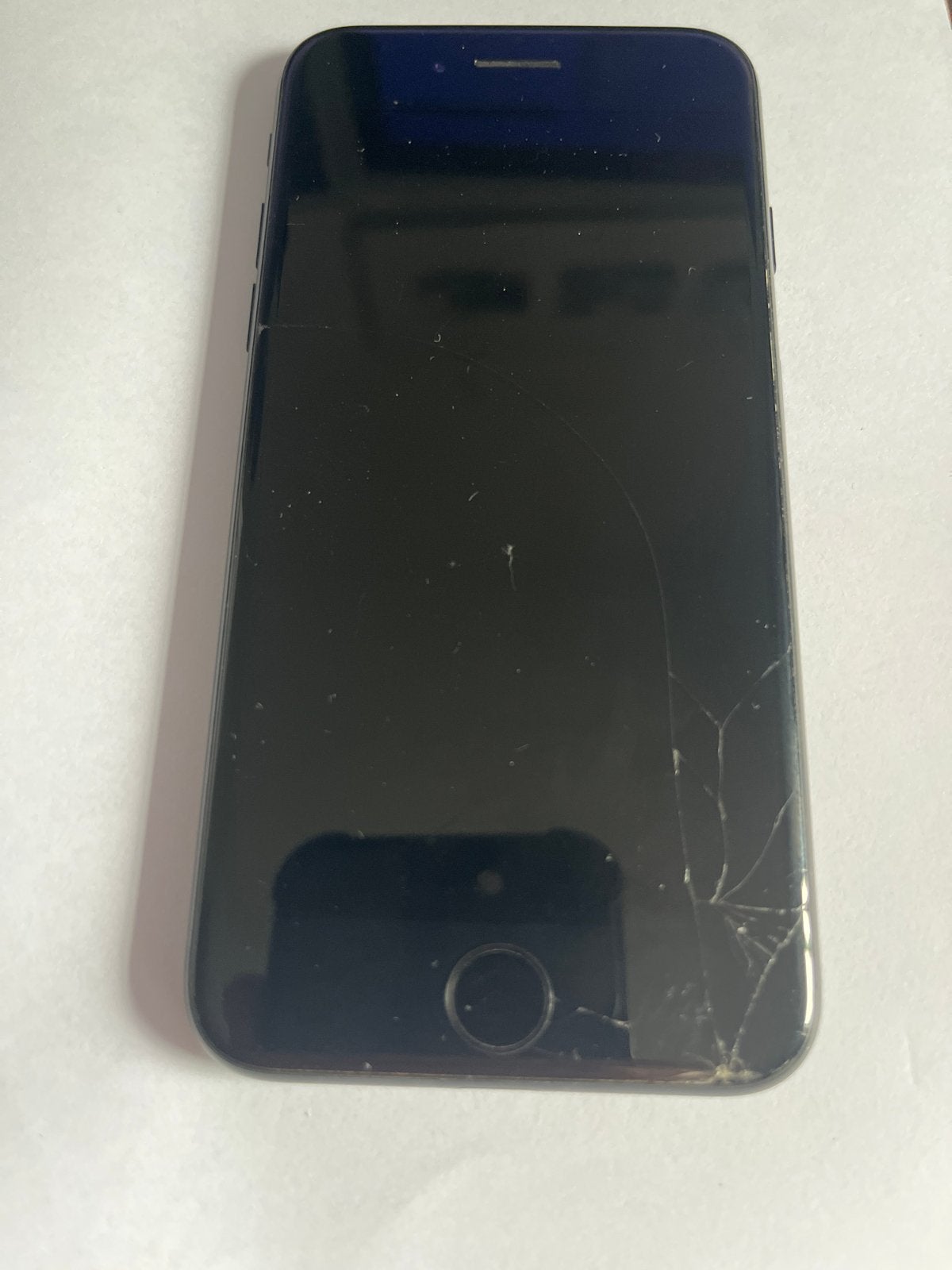 iPhone 7 Zwart - Gebruikt met barsten in scherm, Telecommunicatie, Mobiele telefoons | Apple iPhone, Ophalen, Zwart, 64 GB, Zonder simlock