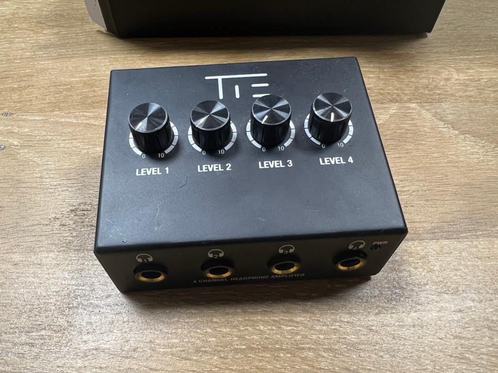 Koptelefoon mixer / splitter 4 kanaals, Ophalen of Verzenden, Zo goed als nieuw
