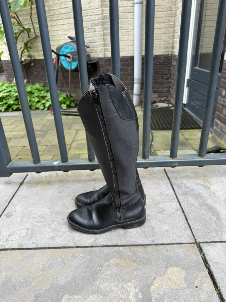 Decathlon paardrijlaarzen kunstleer zwart maat 36, Ophalen, Zo goed als nieuw, Dressuur, Schoeisel