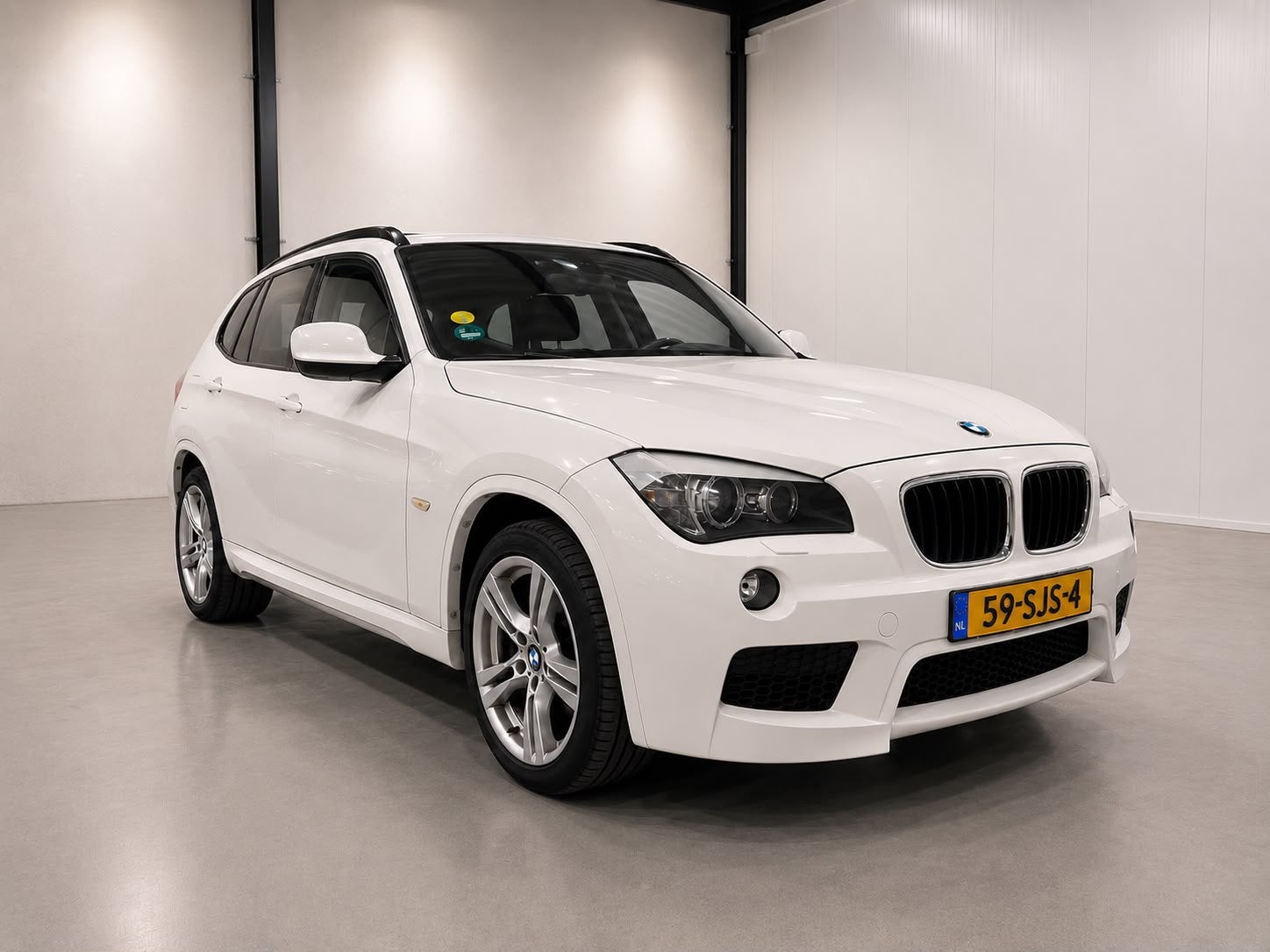 BMW X1 2.0d Sdrive Shadowline Wit M-Pakket Pano Xenon NAP!!, Auto's, X1, Euro 5, Achterwielaandrijving, Zwart