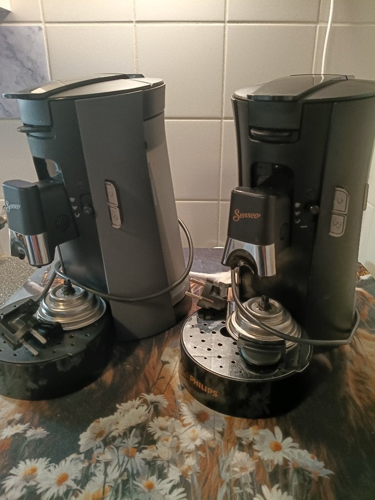 2 x philips senseo koffiezetter., Gebruikt, Koffiemachine, Ophalen of Verzenden, 2 tot 4 kopjes