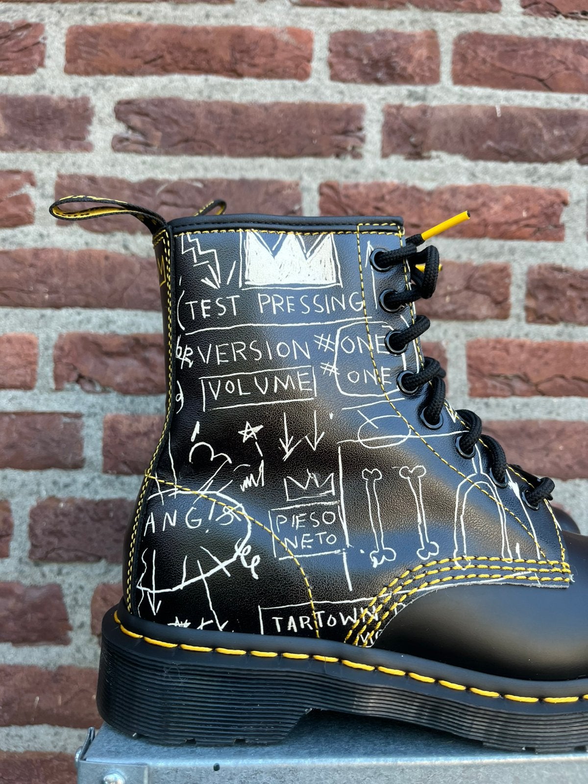 Dr. Martens 1460 Basquiat limited edition maat 38, Dr. Martens, Docs, Zwart, Docs