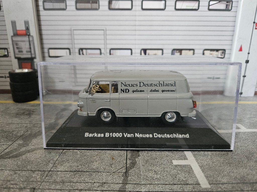 Cars&Co Barkas B1000 Van Neues Deutschland 1968 1/43 in box, Ophalen of Verzenden, Zo goed als nieuw, Auto, Overige merken