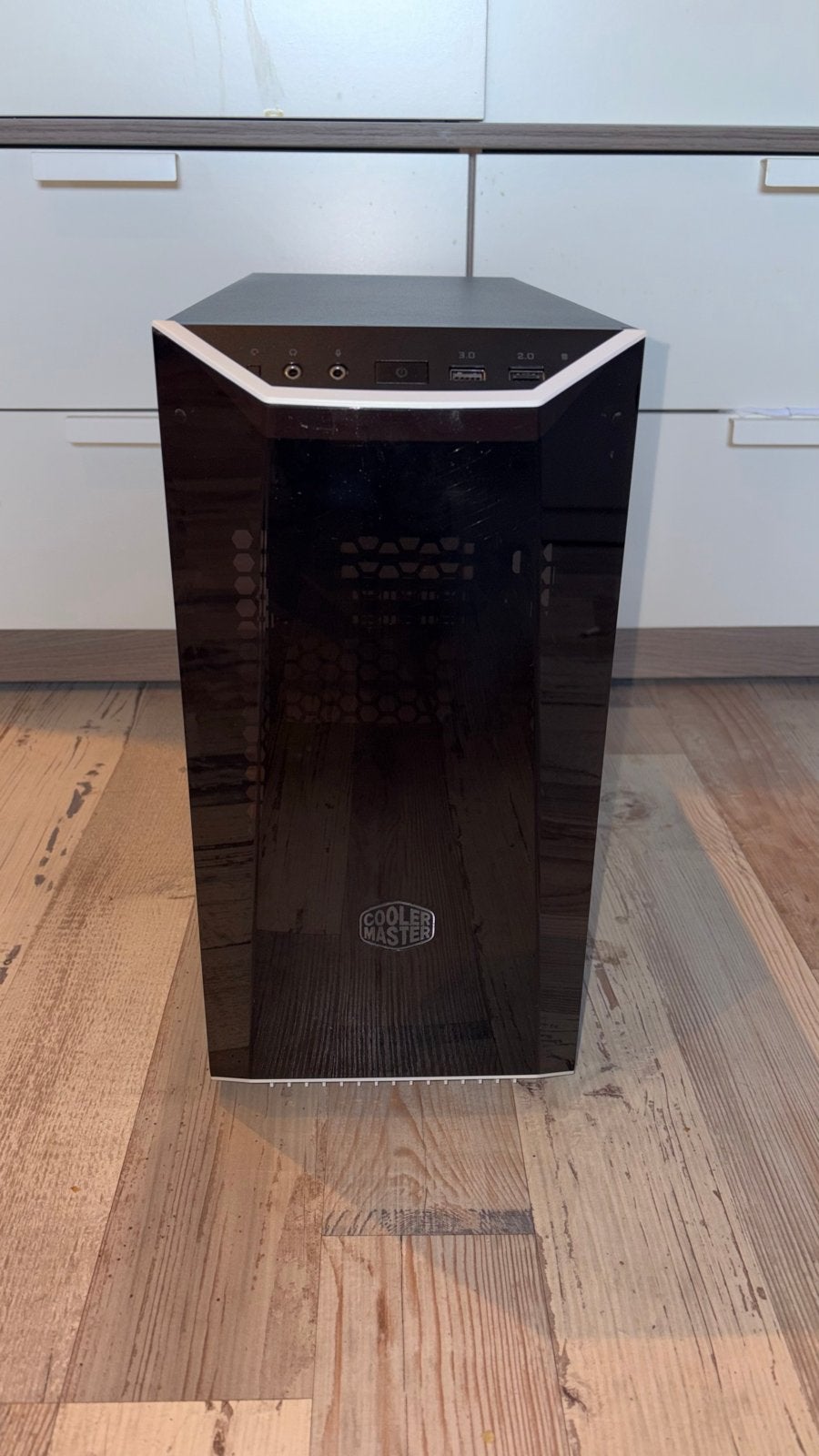 Pc kast!Cooler Master Mastelite 3.1 tg atx behuizing, Computers en Software, Computerbehuizingen, Gebruikt, Ophalen of Verzenden