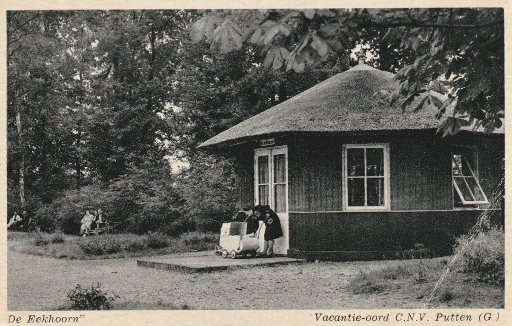 Putten     zeer oude kinderwagen, Ophalen of Verzenden, 1920 tot 1940, Ongelopen, Gelderland