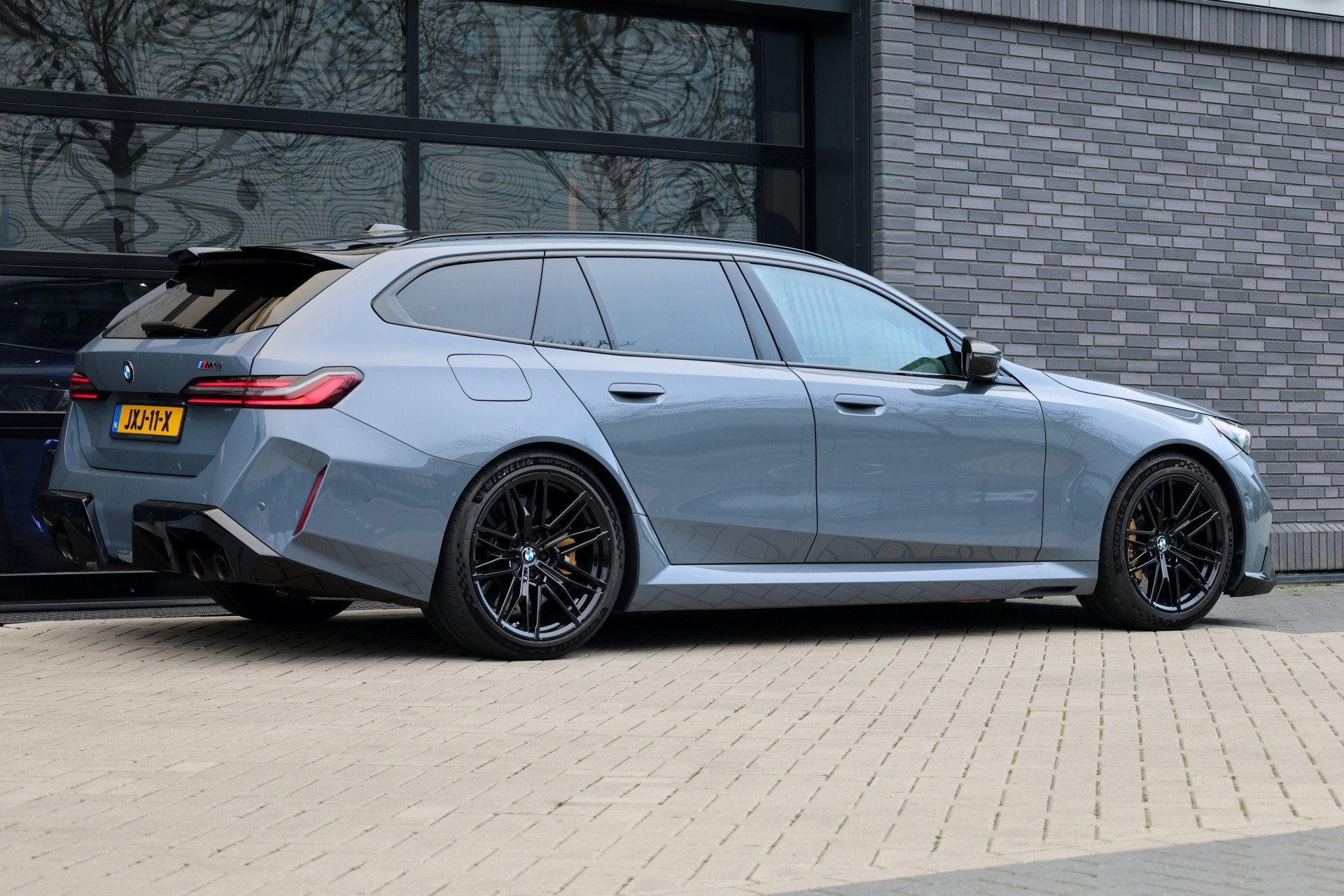 Foto 11 van BMW 5 Serie Touring M5 | KERAMISCH | BTW | M-DRIVE PROFESSIO