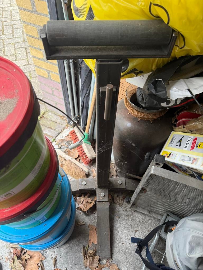 Stevige bok met rol voor diverse klussen, Ophalen of Verzenden, Zo goed als nieuw