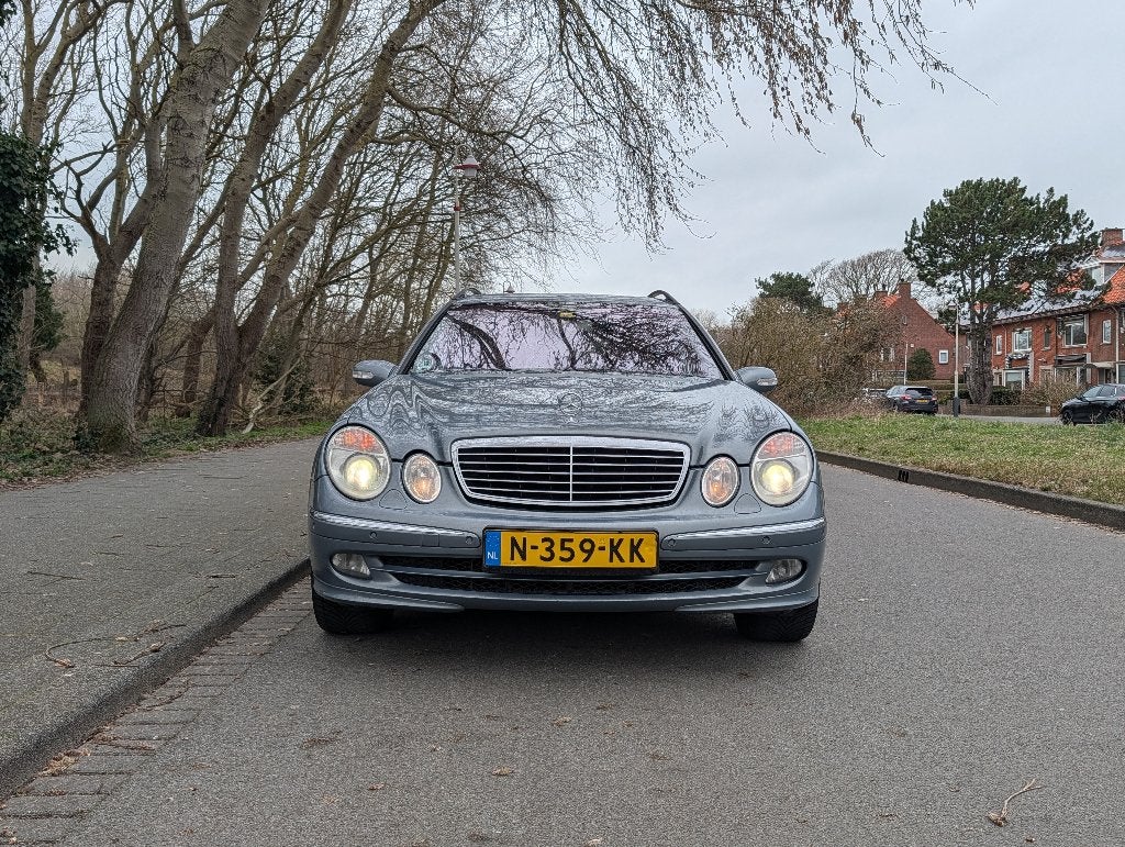 Mercedes E500 4Matic Avantgarde Combi – 5.0 V8 – Prins LPG, Auto's, Mercedes-Benz, Automaat, 8 cilinders, Leder, Vierwielaandrijving