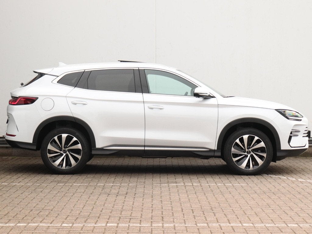BYD SEAL U 1.5 DM-i FWD Boost | BYD Dealer | €3000 korting, Auto's, BYD, Seal U, 1498 cc, 4 cilinders, Wit