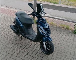 Piaggio zip NIEWESTAAT !4000KM!, Ophalen, Zo goed als nieuw