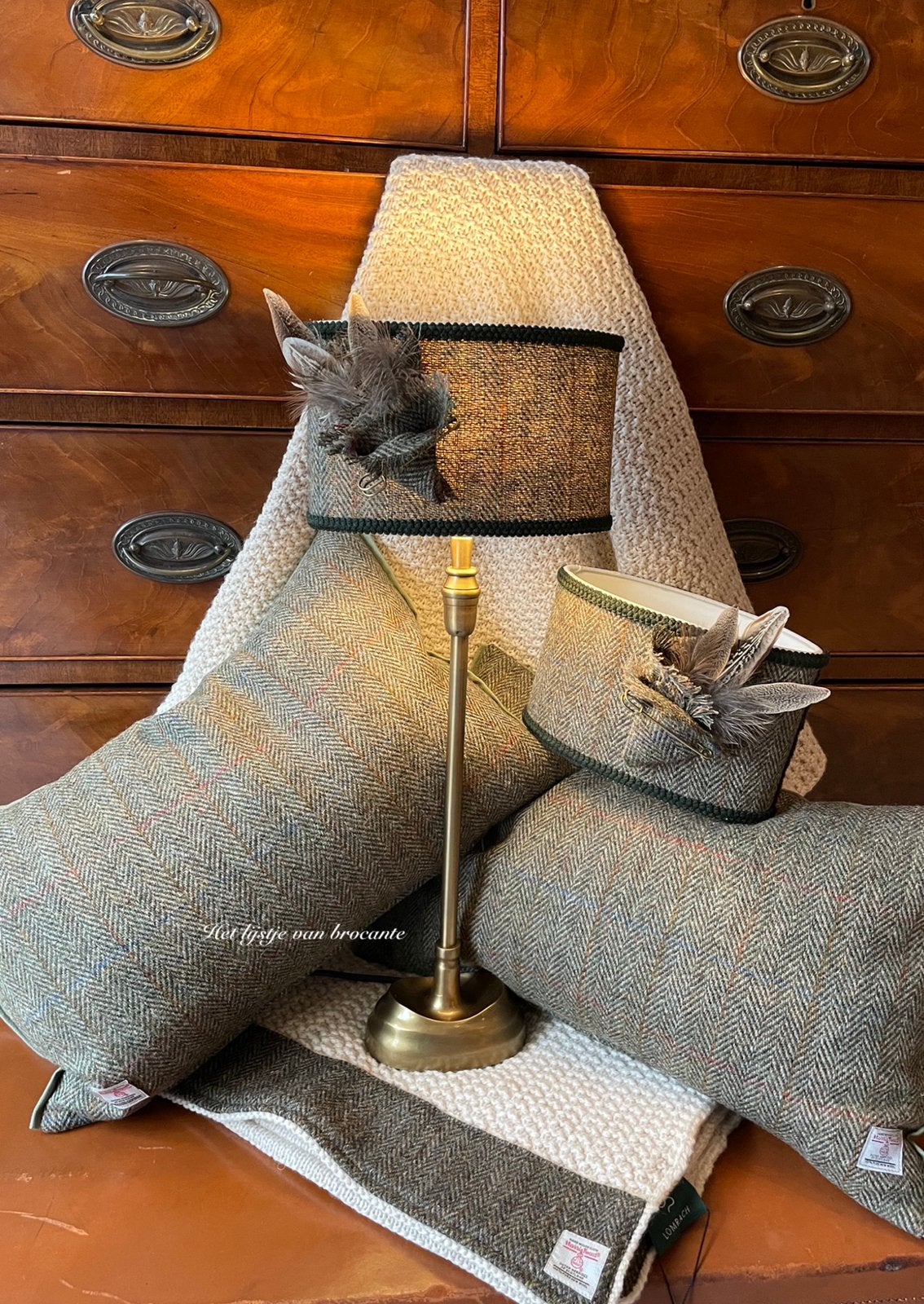 Handgemaakte Harris Tweed lampenkapjes set Loden, Westdijk 41 3241 GT Middelharnis, Info@lijstjevanbrocante.nl, Ophalen of Verzenden