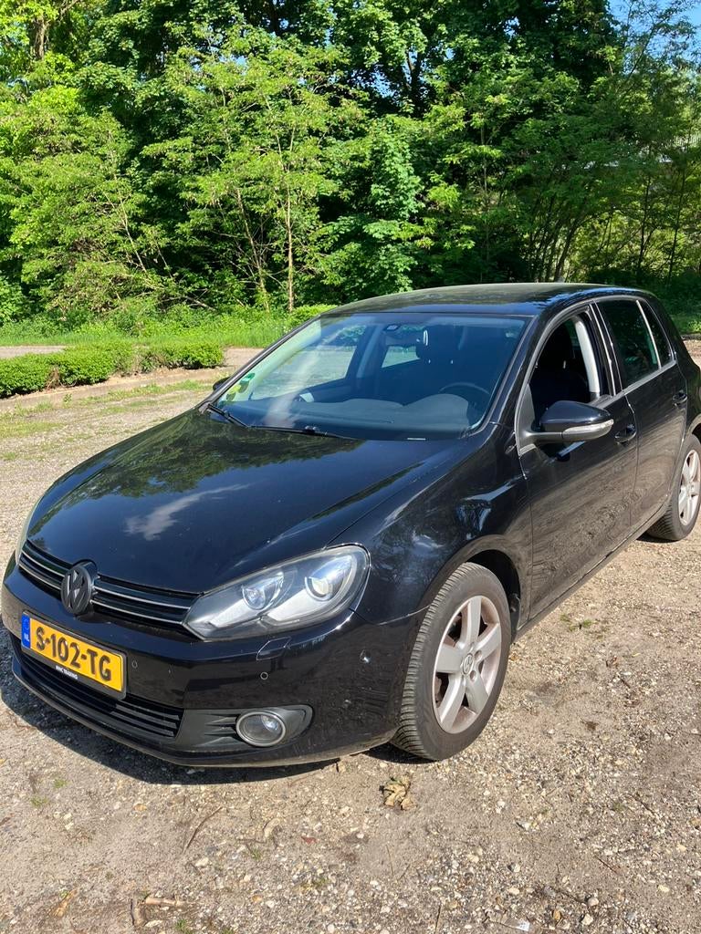 Volkswagen Golf 1.2 TSI 77KW 5D 2010 Zwart, Voorwielaandrijving, 4 cilinders, 610 kg, 1200 kg