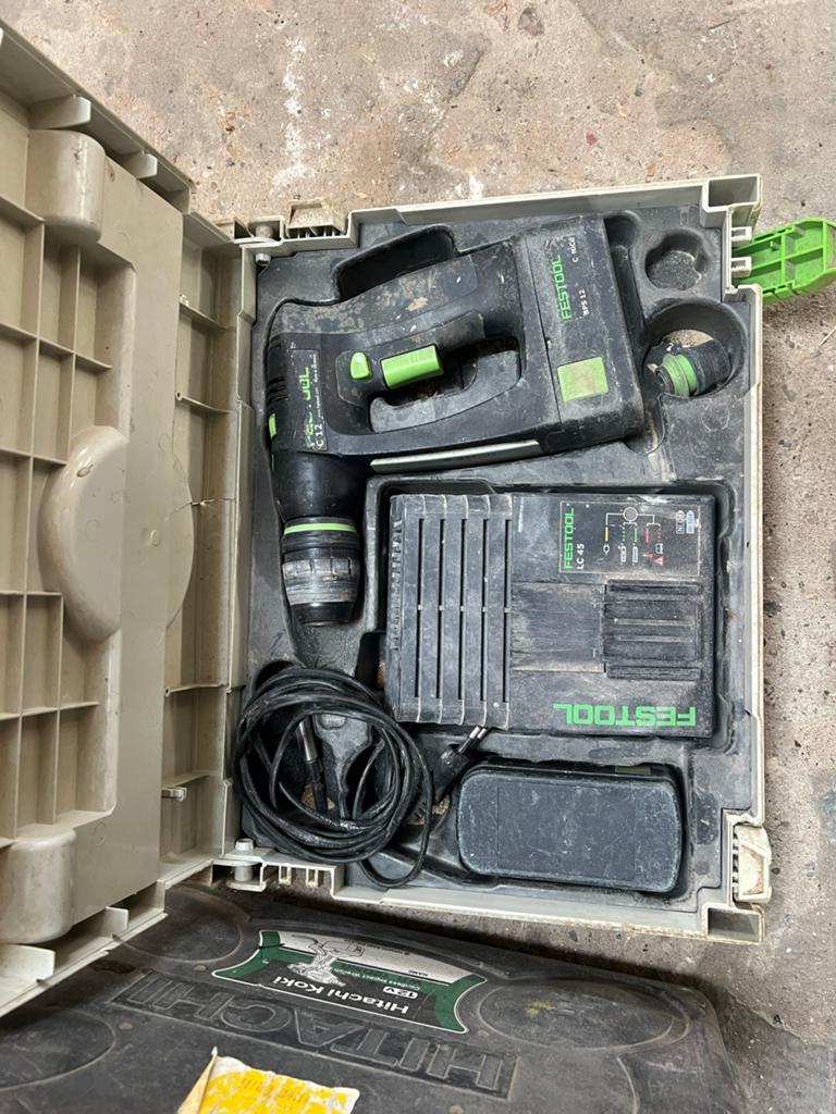 Festool C12 Accuboormachine met Oplader en Koffer, Doe-het-zelf en Verbouw, Ophalen, Gebruikt, Variabele snelheid, Boor- en Schroefmachine