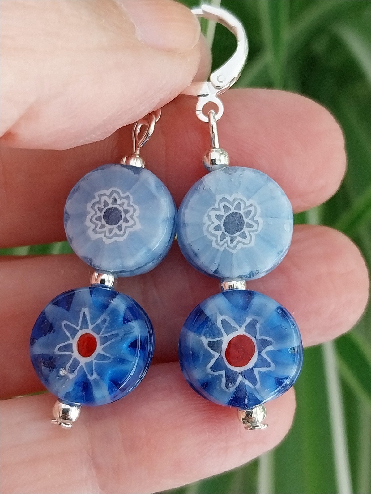 Millefiori glaskraal oorbellen, verzilverde oorhaakjes #1126, Sieraden, Tassen en Uiterlijk, Oorbellen, Hangers, Verzenden, Blauw