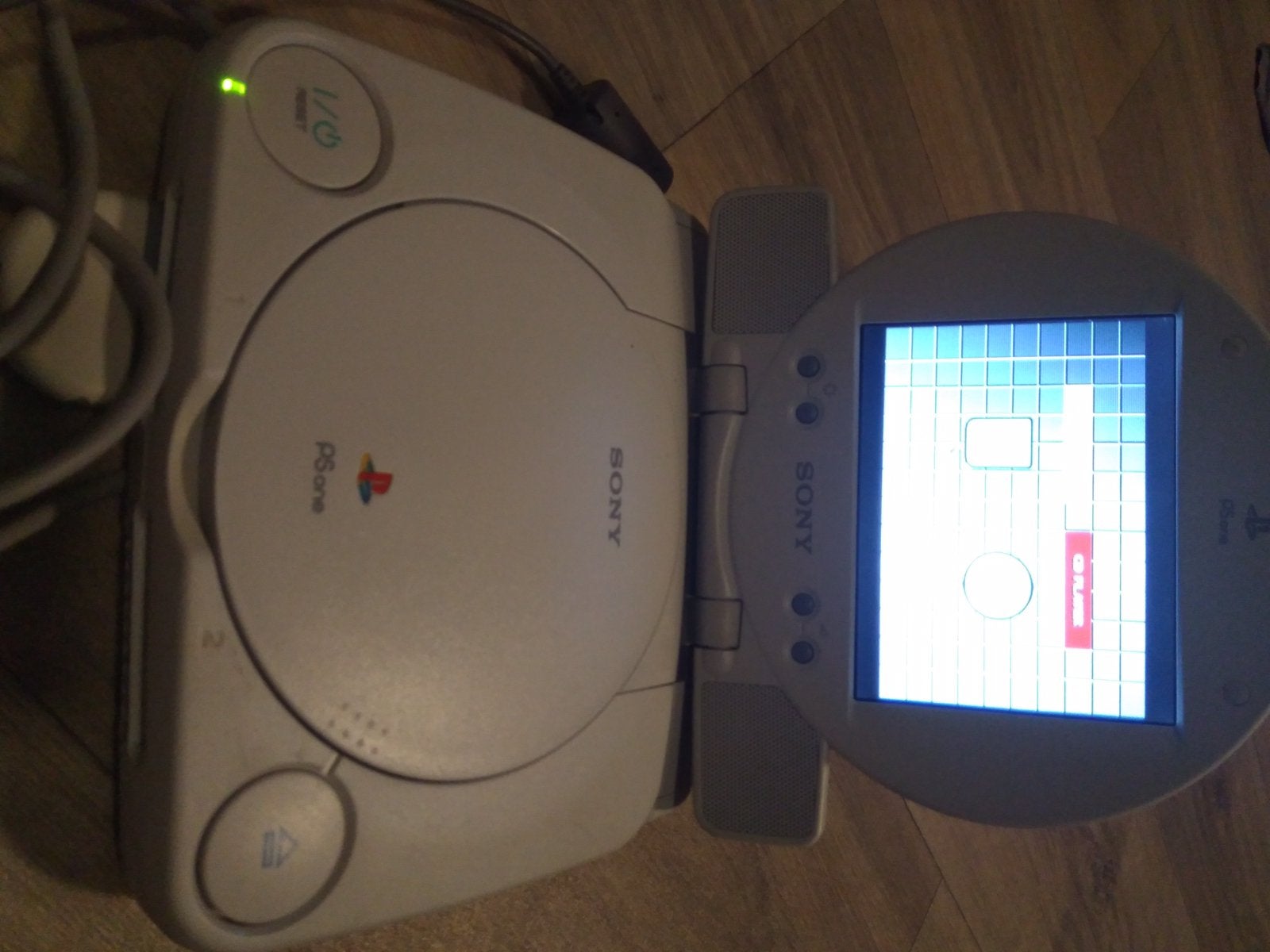 Ps one met scherm ., 1 speler, Ophalen of Verzenden, Zo goed als nieuw, Vanaf 3 jaar