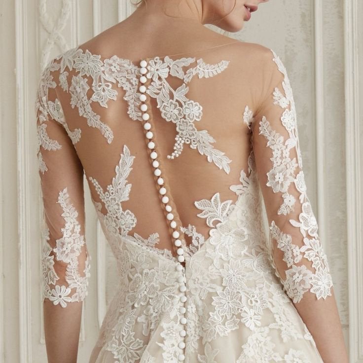 Trouwjurk pronovias met mouwen maat 40, Ophalen of Verzenden, Zo goed als nieuw, Beige, Trouwjurk