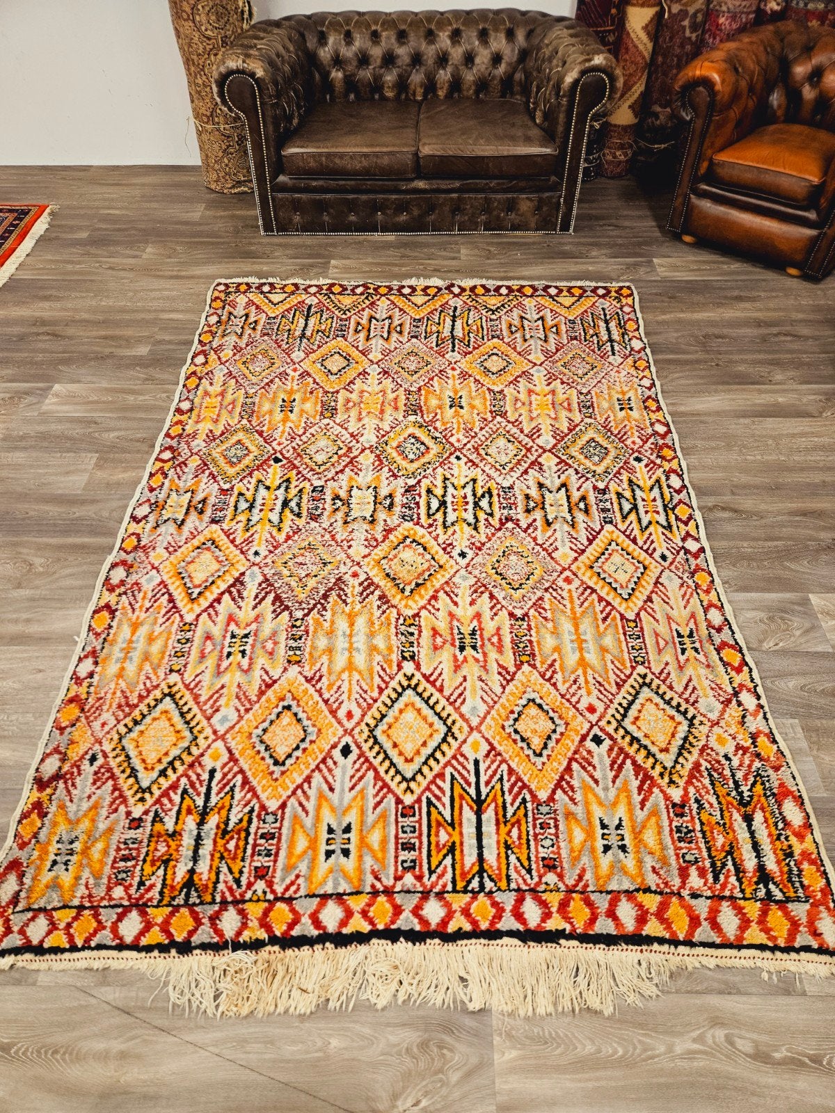Handgeknoopt Berber Tapijt. prachtige kleuren en patronen, 200 cm of meer, Ophalen of Verzenden, Zo goed als nieuw, 200 cm of meer