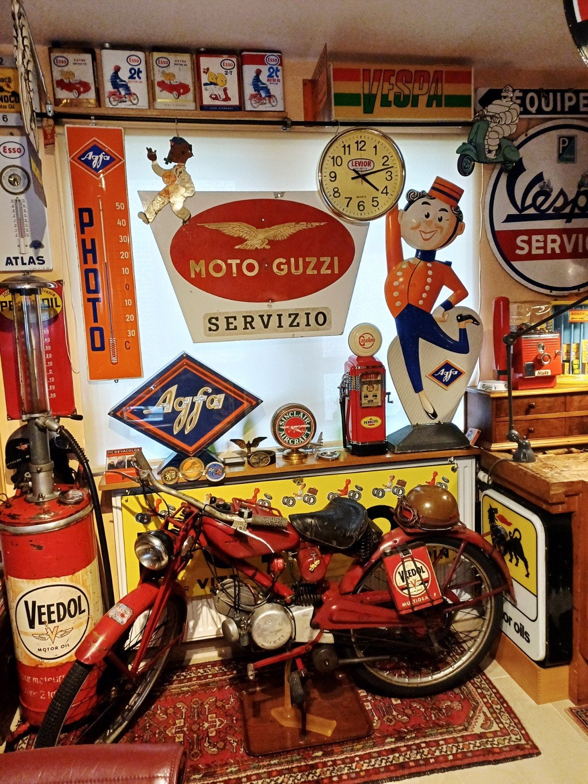 Moto guzzi Guzzino + emaille bord, Maximaal 45 km/u, 65 cc, 3 versnellingen, Ophalen