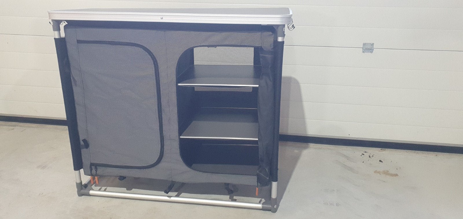 Obelink Campingkast - Zo goed als nieuw met opbergtas, Caravans en Kamperen, Kampeeraccessoires, Ophalen, Zo goed als nieuw