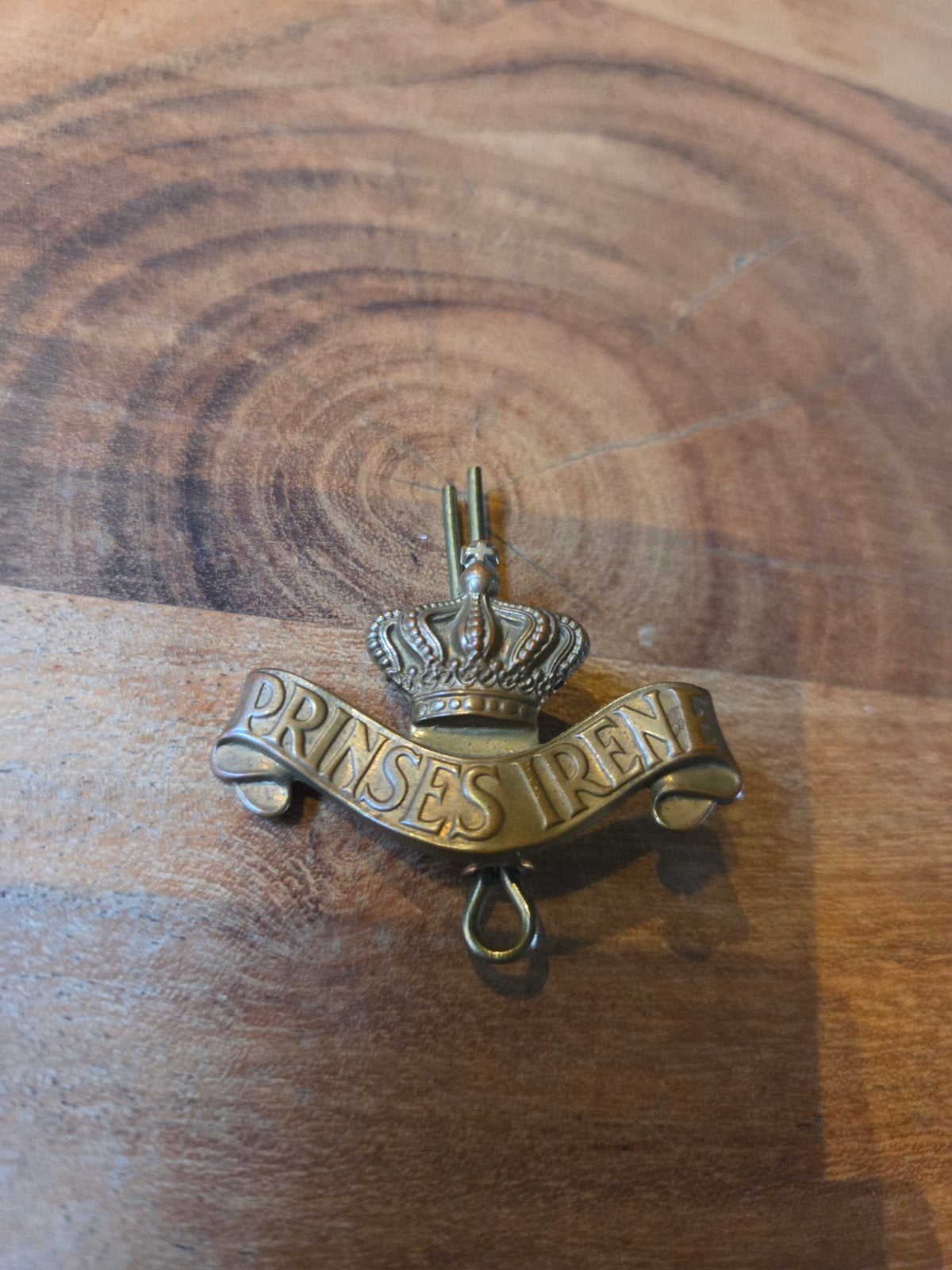 Kl kraag embleem prinses irene, Ophalen of Verzenden, Landmacht, Nederland, Embleem of Badge