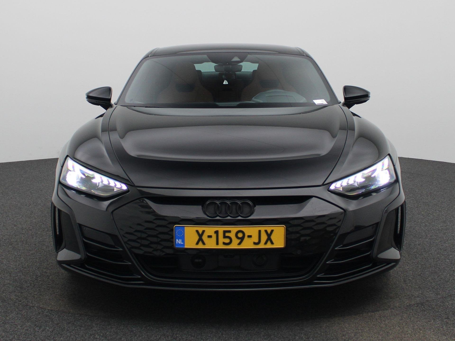 Audi e-tron GT 93 kWh 476 PK | Audi Exclusive | Navigatie |, Auto's, 12 maanden, Zwart, Vierwielaandrijving, Te koop