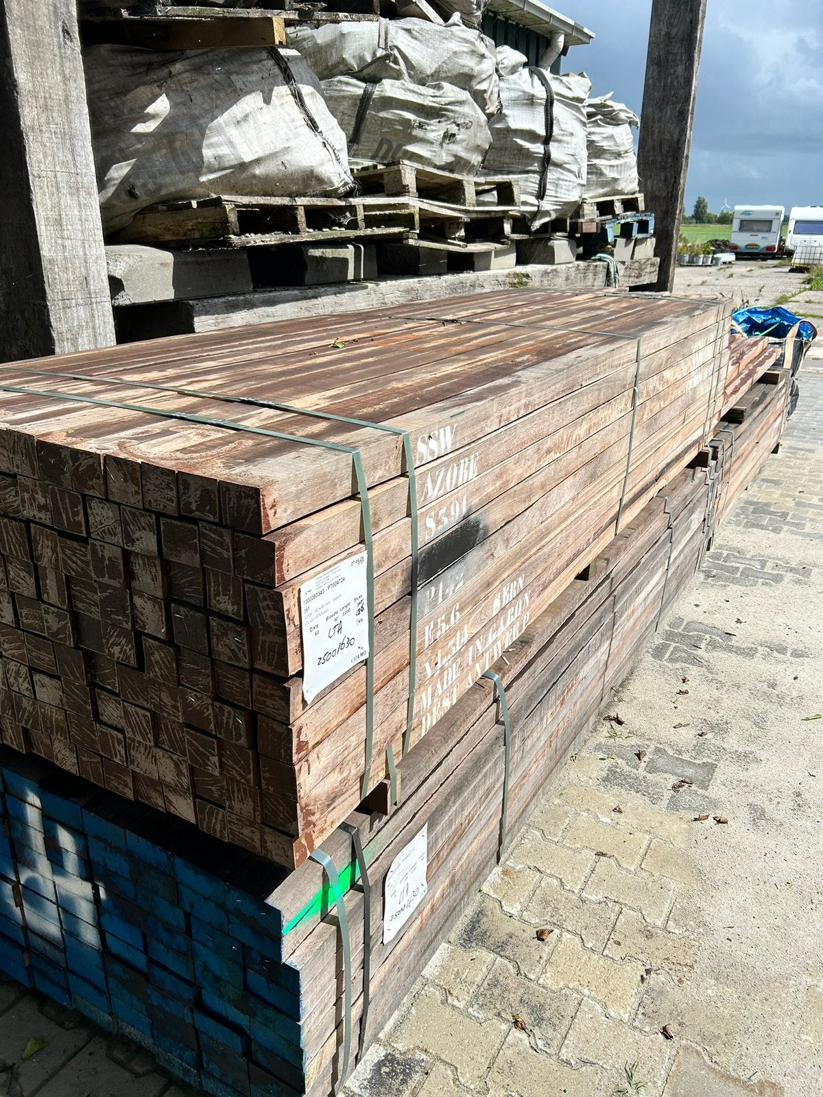 Azobe hardhouten palen 60x60 mm gepunt, Tuin en Terras, Palen, Nieuw, Ophalen of Verzenden, Hardhout