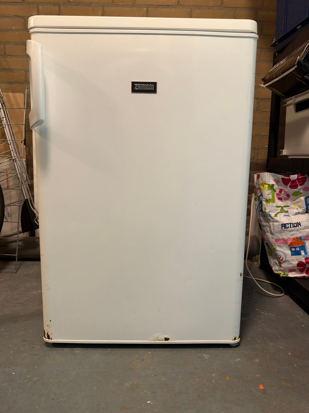 Koelkast zanussi Tafelmodel, Ophalen, Minder dan 85 cm, 100 tot 150 liter, 45 tot 60 cm