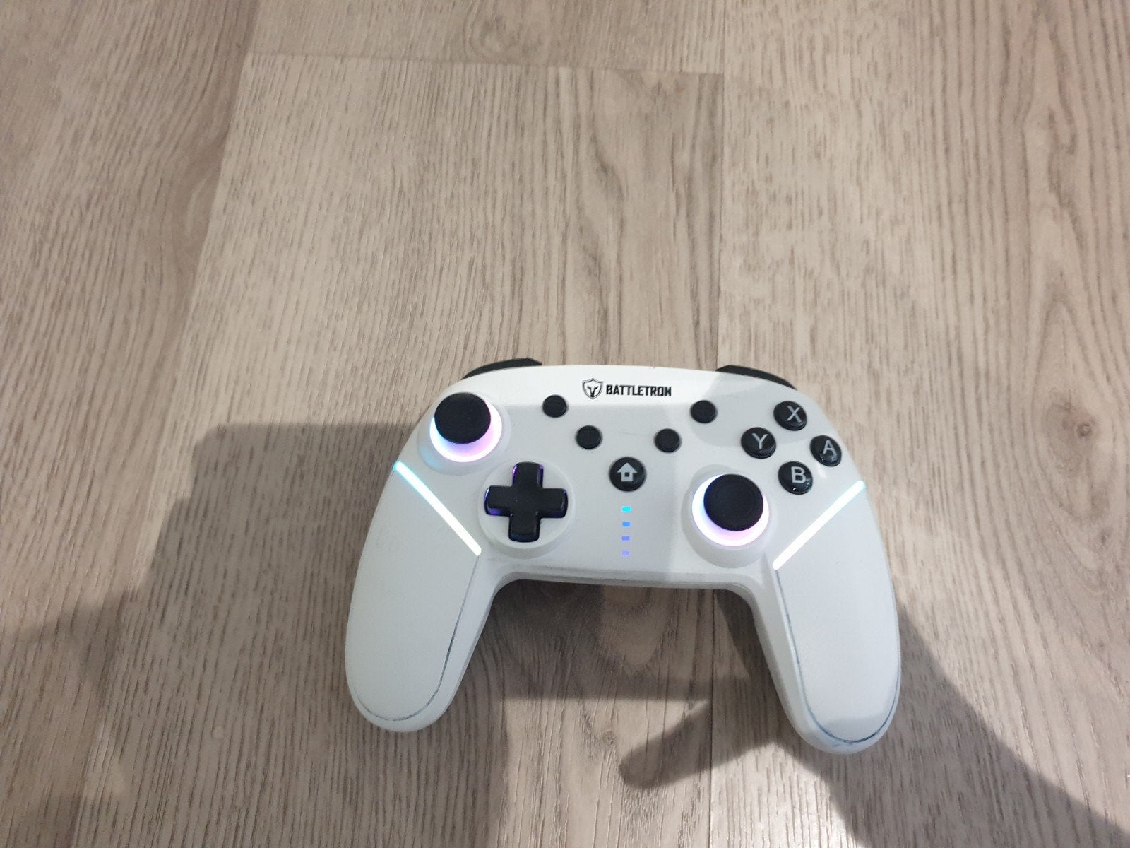 Battletron Game Controller met RGB Verlichting, Ophalen, Overige merken, Zo goed als nieuw, PC