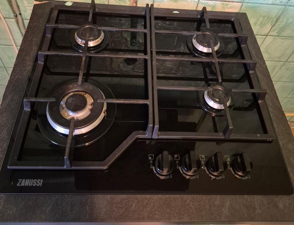 Gaskookplaat inbouw 4 pits zanussi, Witgoed en Apparatuur, Kookplaten, Ophalen, Gebruikt, 4 kookzones, Inbouw