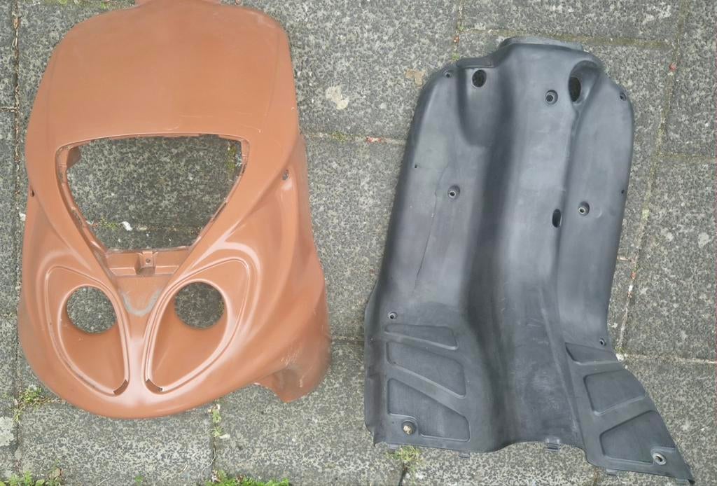Piaggio NRG kappenset mc2 mc3, Fietsen en Brommers, Ophalen of Verzenden, Gebruikt, Kap, Piaggio