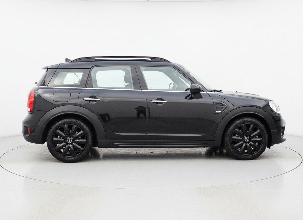Mini Mini Countryman 1.5 Cooper Dutch Made Edition Navi/Pano, Auto's, Mini, Gebruikt, Euro 6, Countryman, 715 kg
