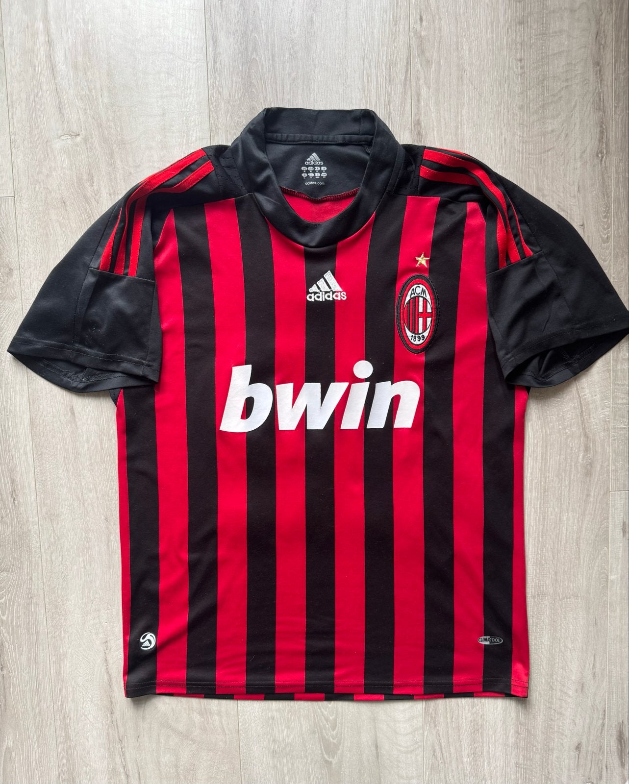 AC Milan Thuisshirt Kaka 22 - Adidas - Maat XL, Ophalen of Verzenden, Voetbal, Gedragen, Meerkleurig