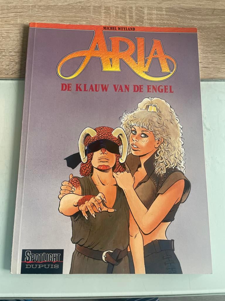 Aria - De Klauw van de Engel (Spotlight Dupuis), Eén stripboek, Ophalen, Zo goed als nieuw