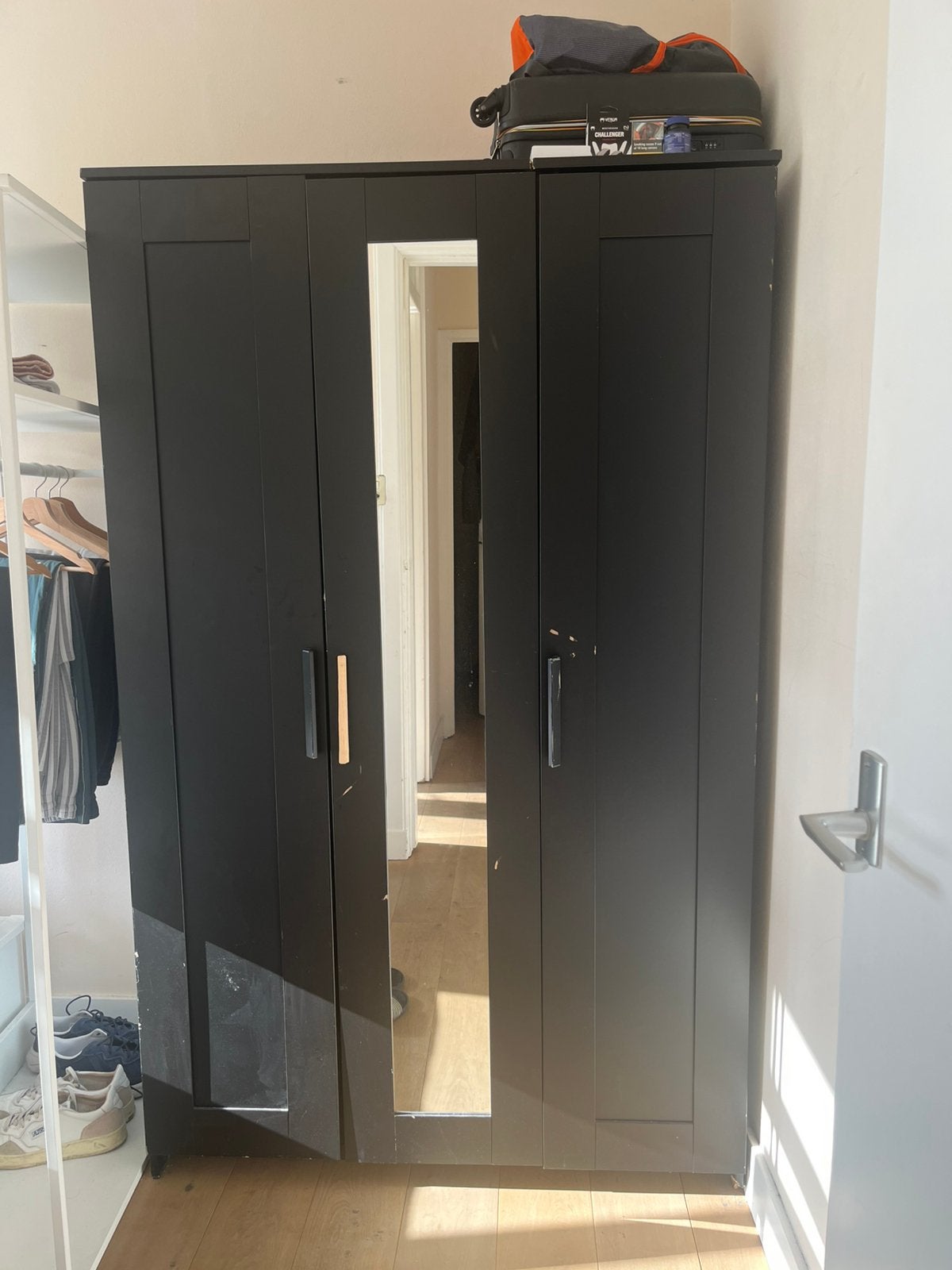 Wordrobe with mirror, Zo goed als nieuw, Minder dan 100 cm, 25 tot 50 cm, 50 tot 100 cm