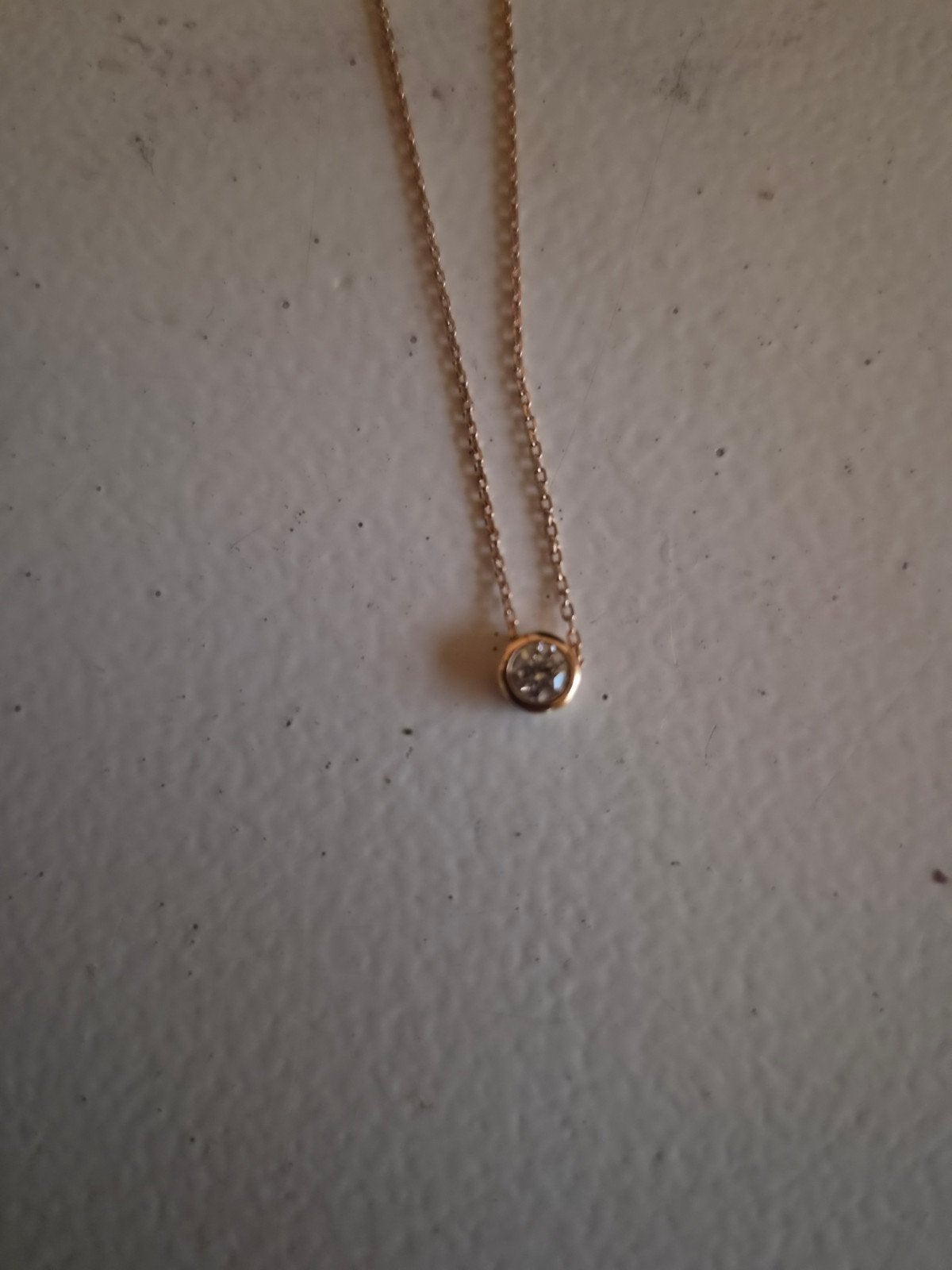 Gouden ketting met diamant hanger, Ophalen, Zo goed als nieuw, Met edelsteen, Goud