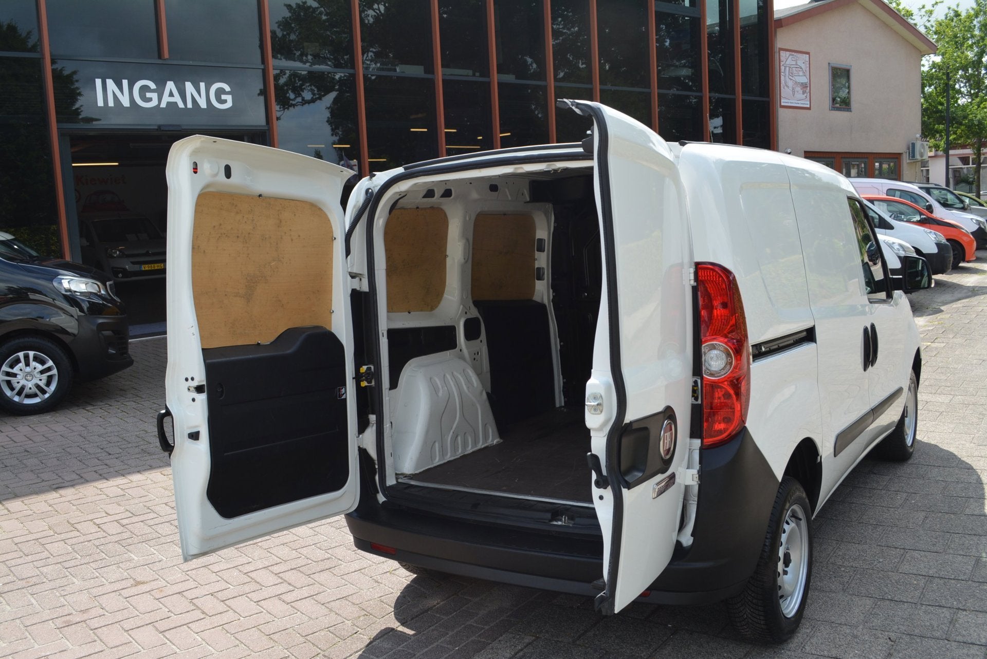 Fiat Doblò Cargo 1.3 MJ L1H1, Auto's, Voorwielaandrijving, Stof, Gebruikt, Euro 6