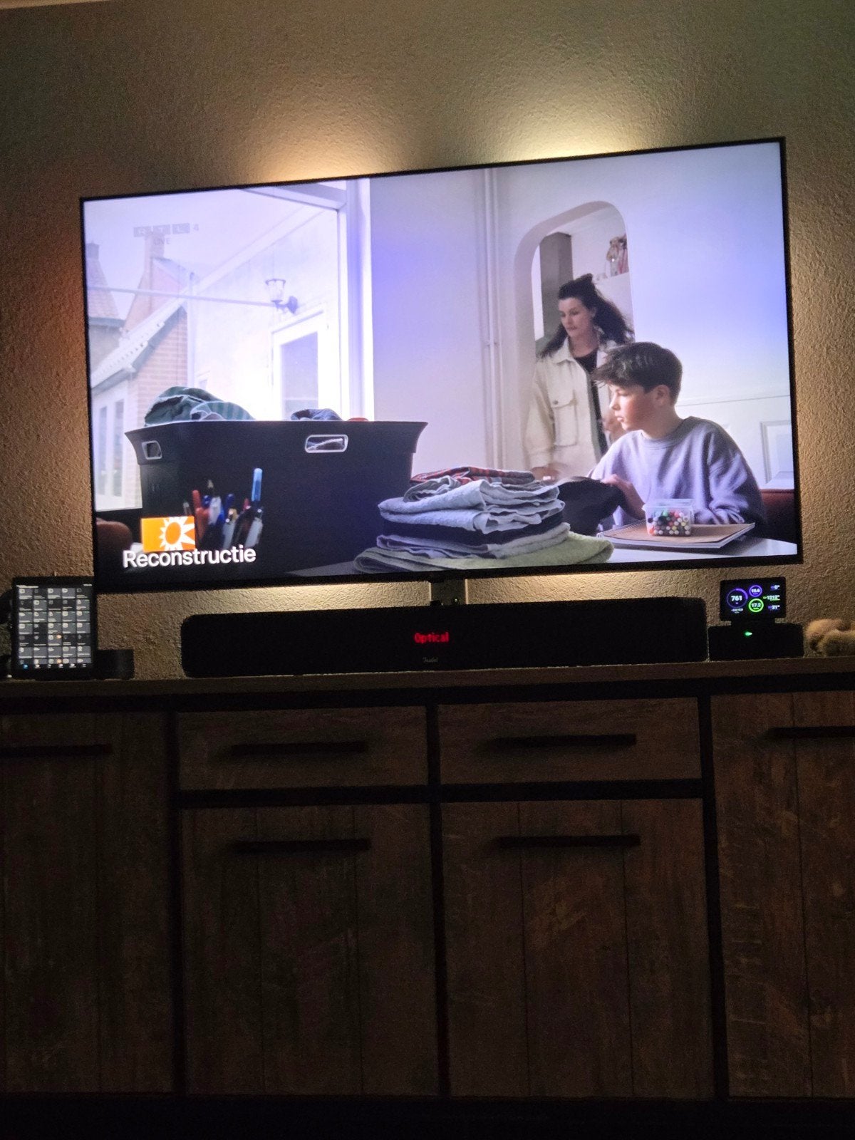 LG televisie met muurbeugel, Audio, Tv en Foto, Ophalen, 100 cm of meer, 50 Hz, LG