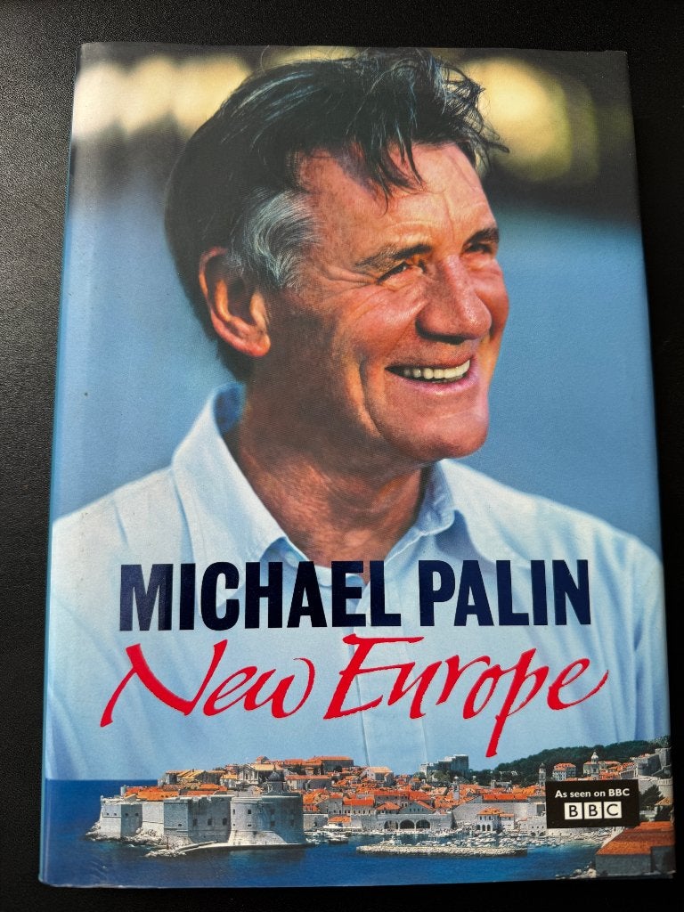 Michael Palin New Europe, Ophalen of Verzenden, Zo goed als nieuw, Michael Palin, Europa