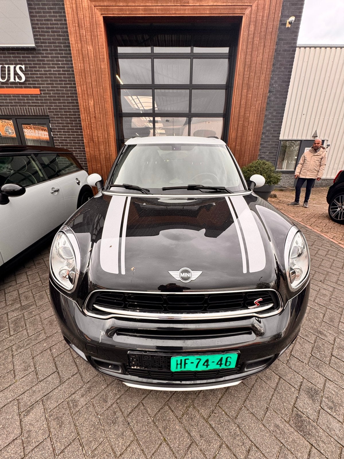 Mini Countryman 1.6 Cooper S 2016 Zwart, Voorwielaandrijving, 750 kg, Leder en Stof, Zwart