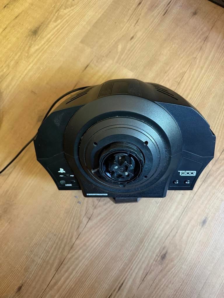 Thrustmaster T300 RS GT Edition racestuur met bureauklem, Computers en Software, Joysticks, Zo goed als nieuw, Ophalen of Verzenden