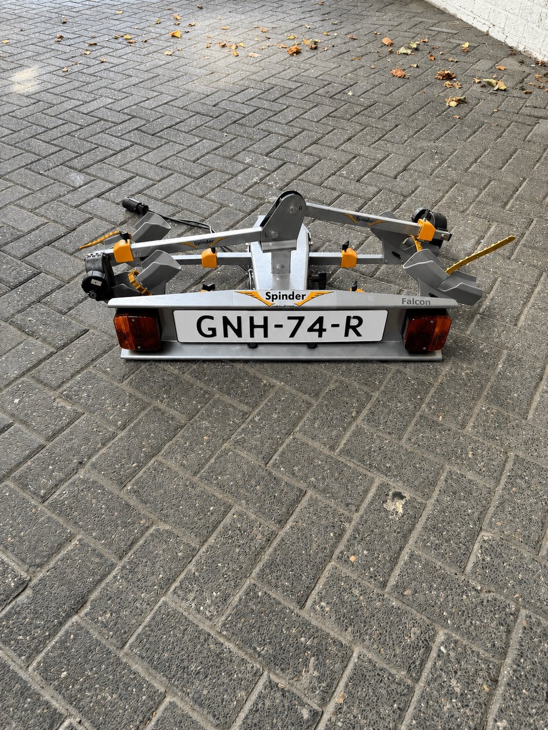 Spinder falcon fietsendrager, Ophalen, Zo goed als nieuw, 2 fietsen, Trekhaakdrager